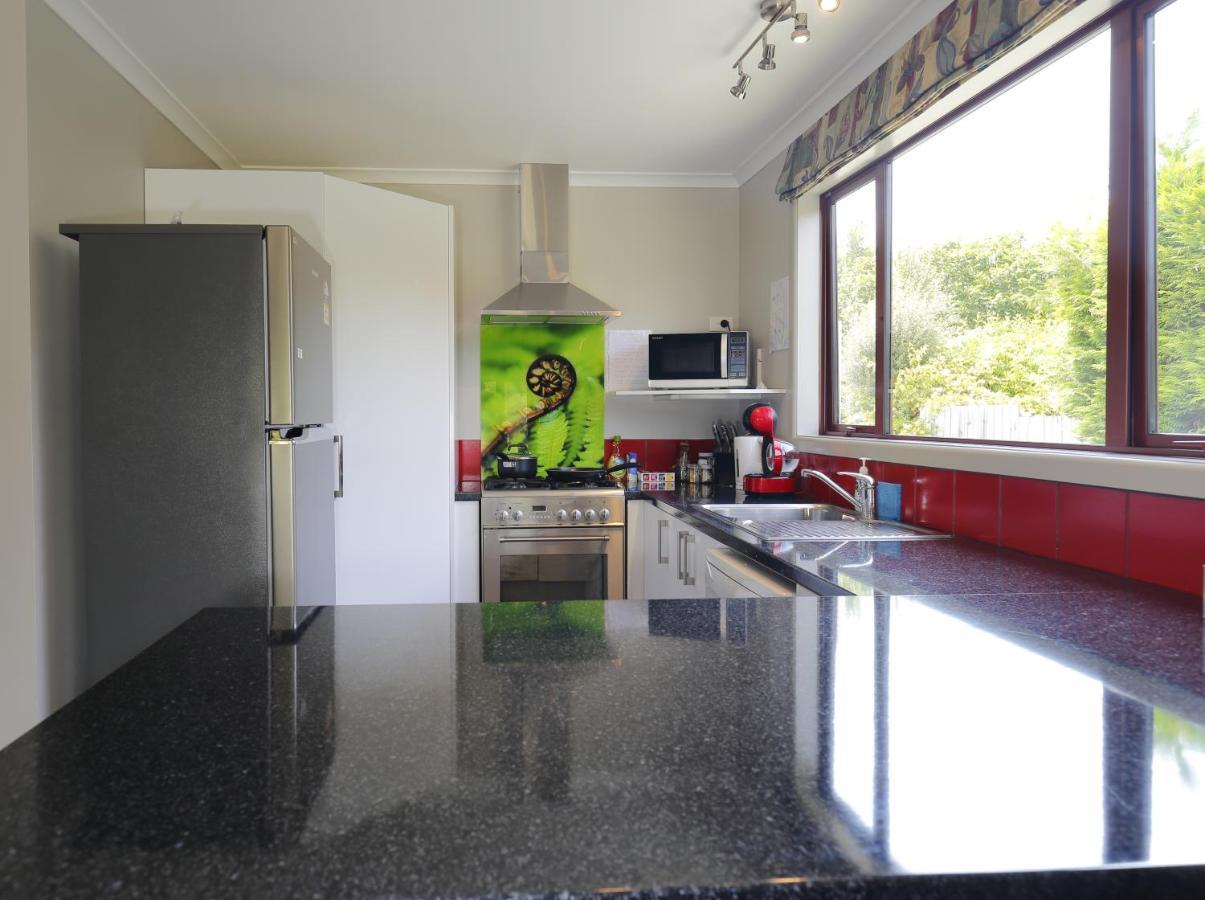Mokonui Cottage - Te Anau Holiday Home Esterno foto