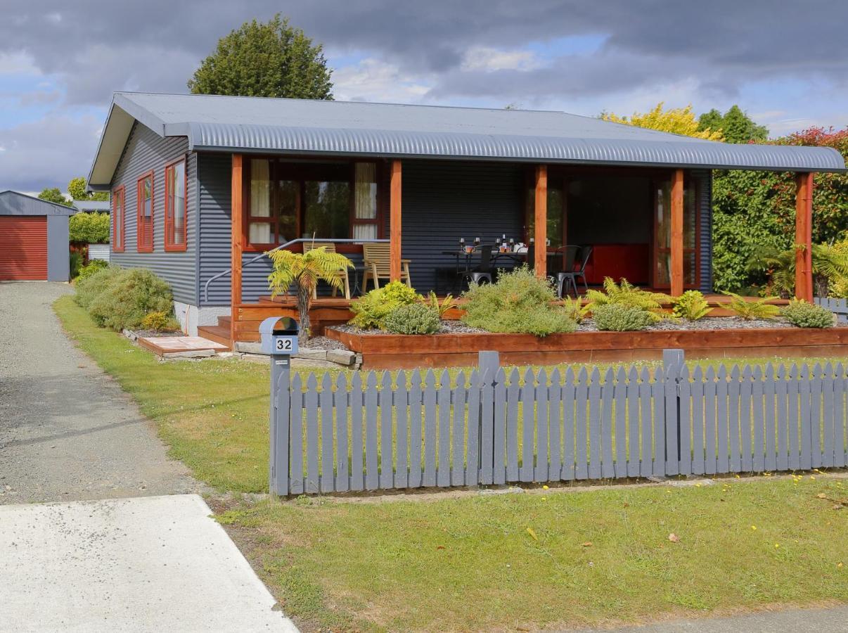 Mokonui Cottage - Te Anau Holiday Home Esterno foto